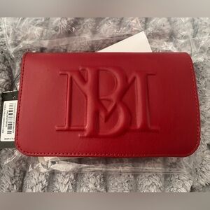 NWT BRICK RED BADGLEY MISCHKA DEBOSSED LOGO CROSSBODY